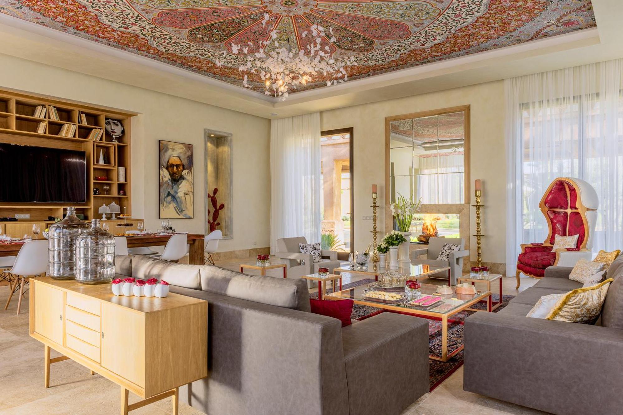 Tigmiza Boutique Hotel & Spa Ouled Jelal Room photo The interior of the presidential suite at the Ritz-Carlton, Jerusalem