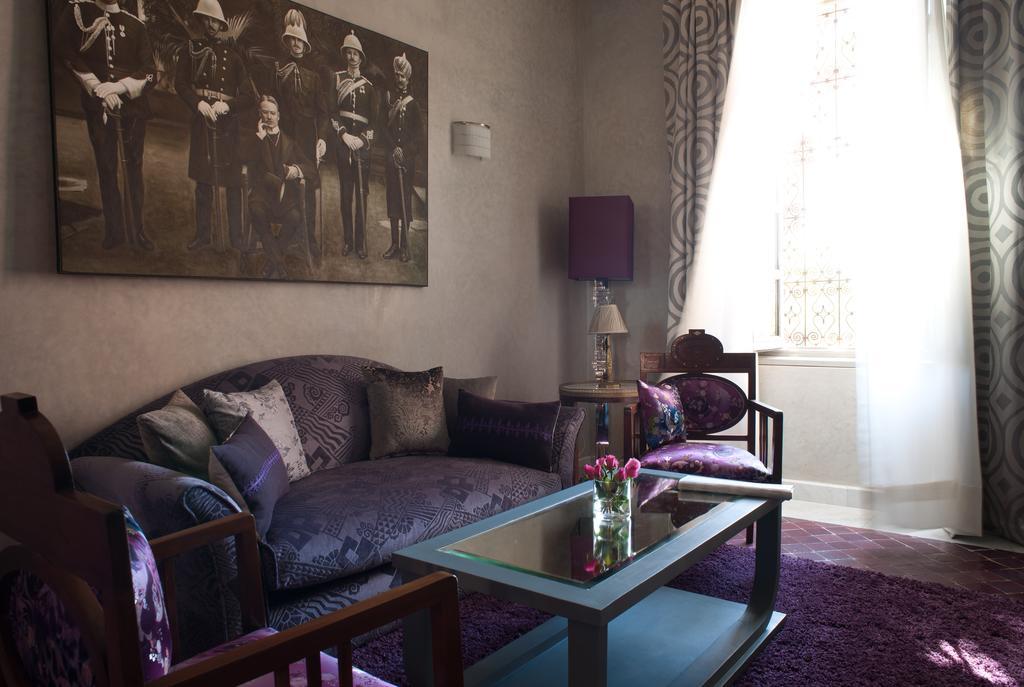 Tigmiza Boutique Hotel & Spa Ouled Jelal Exterior photo A living room in a Moroccan riad